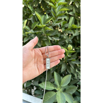 Dikey takvim kolye & Beyaz